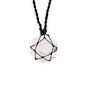 Colgante entrelazado de Howlita blanca en Hexagonal